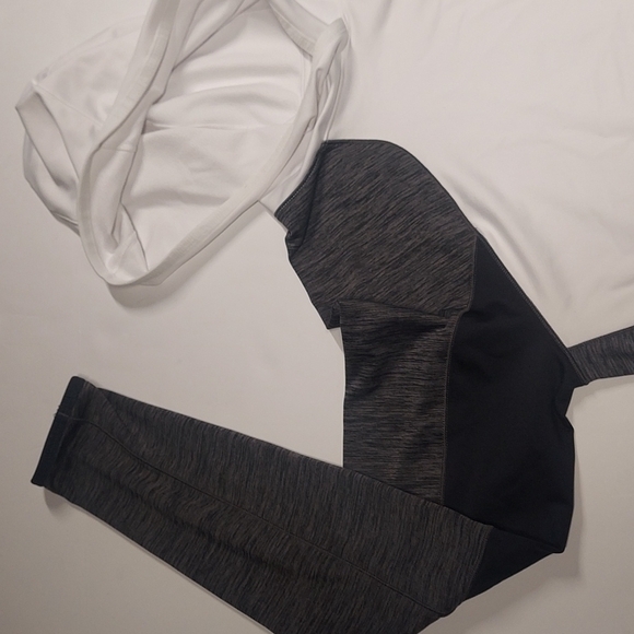 Under Armour  Cold Gear Hoodie Size Large - Picture 2 of 12